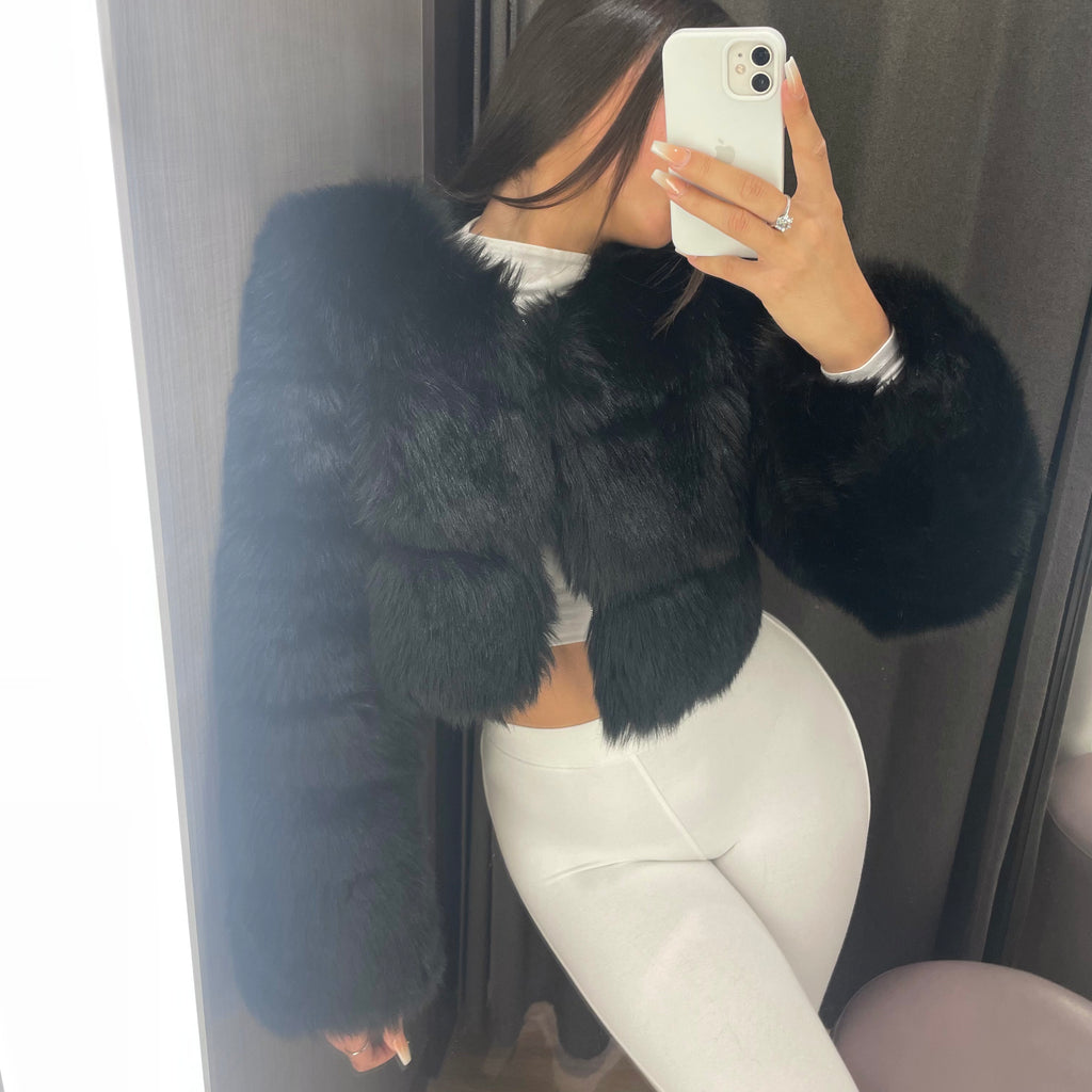 'FRONT ROW' Cropped Faux Fur Coat - Black